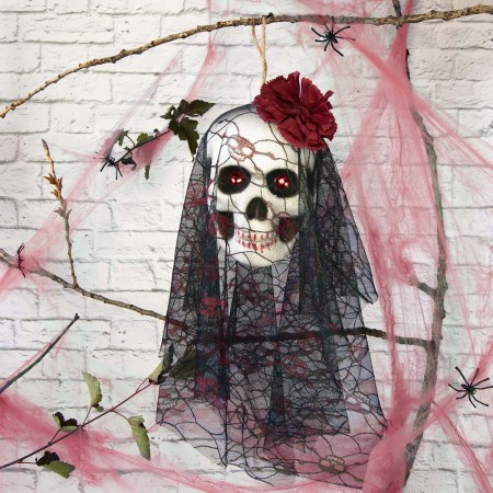 Череп готический Валькирия черный с красным №10049