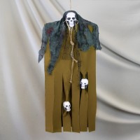 Декор для хэллоуина Призрачный Череп (95см) горчичный с зеленым 10098