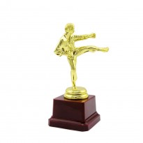 Статуэтка 57055 Каратист